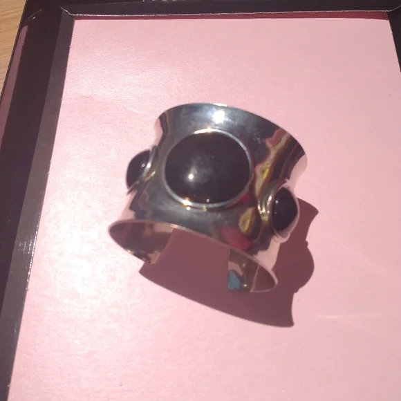 Silver and black adjustable cuff bracelet - Picture 4 of 5